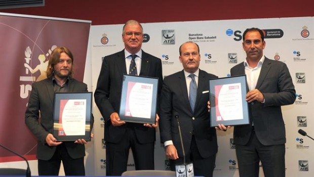 ep albert agusti y albert costa recibencertificadoevento sostenible