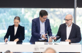 ep archivo   el ministro para la transformacion digital y de la funcion publica oscar lopez con los