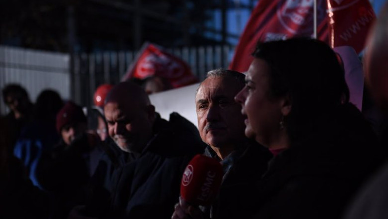 ep archivo el secretario general de ugt pepe alvarez atiende a medios durante una concentracion ep archivo el secretario general de ugt pepe alvarez atiende a medios durante una concentracion