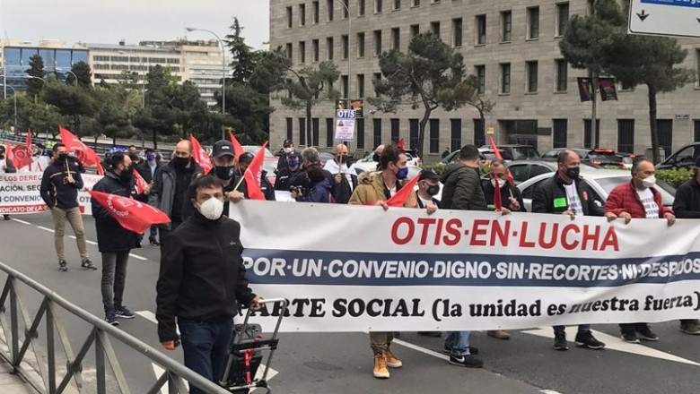 ep archivo   los trabajadores de otis se movilizan para negociar el convenio colectivo con la