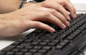 ep archivo   mas de la mitad de los empleados teme perder su trabajo con la llegada de la ia segun