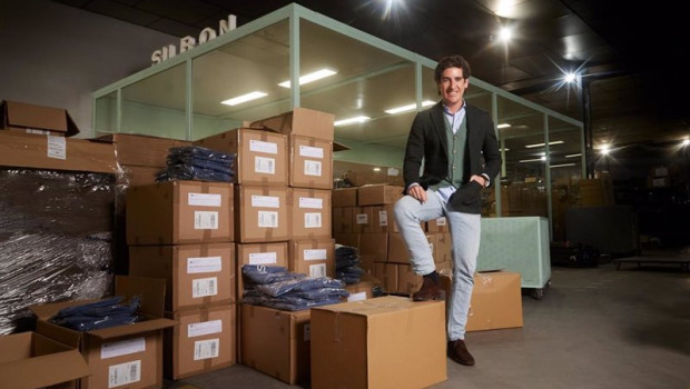 ep el ceo de silbon pablo lopez en el almacen de la firma en cordoba