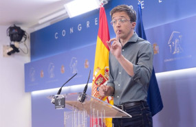ep el lider de mas pais y diputada de sumar inigo errejon durante una rueda de prensa posterior a la