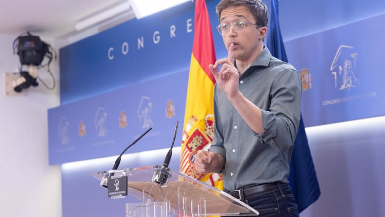 ep el lider de mas pais y diputada de sumar inigo errejon durante una rueda de prensa posterior a la