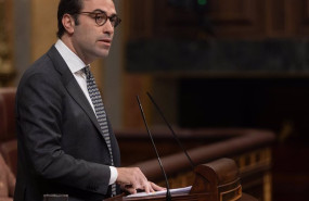 ep el ministro de economia carlos cuerpo interviene durante una sesion plenaria en el congreso de 20250409153804