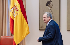 ep el ministro de industria y turismo jordi hereu llega a la comision de industria y turismo