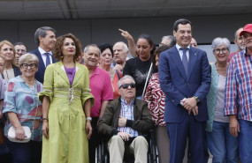 ep el presidente de la junta de andalucia juanma moreno preside el acto de entrega de llaves de la