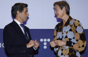 ep el presidente ejecutivo de telefonica jose maria alvarez pallete y la vicepresidenta de la ep el presidente ejecutivo de telefonica jose maria alvarez pallete y la vicepresidenta de la