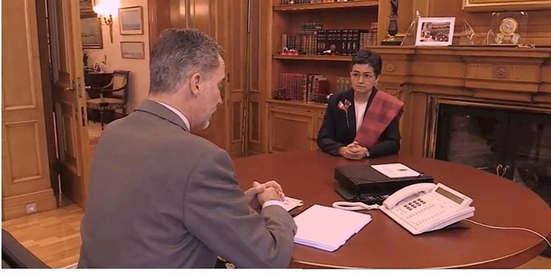 ep el rey con la ministra de asuntos exteriores ue y cooperacion arancha gonzalez laya