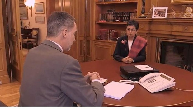 ep el rey con la ministra de asuntos exteriores ue y cooperacion arancha gonzalez laya