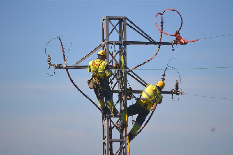 Las dos grandes eléctricas del Ibex vuelven a escena