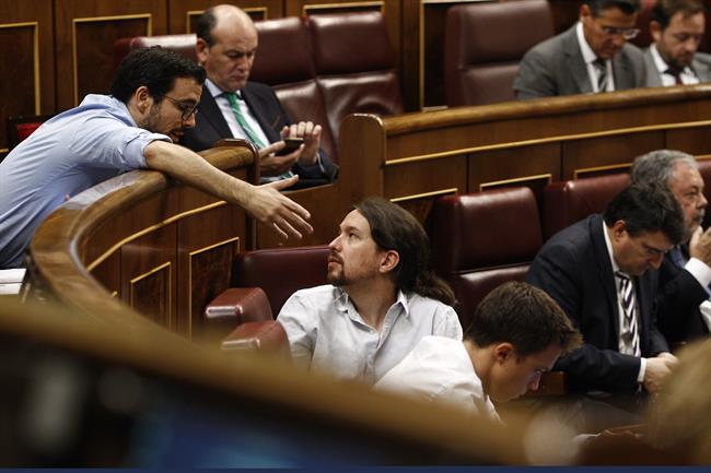 Garzón y Pablo Iglesias en el debate de investidura en el Congreso | EUROPA PRESS ep garzonpablo iglesiasdebateinvestiduracongreso