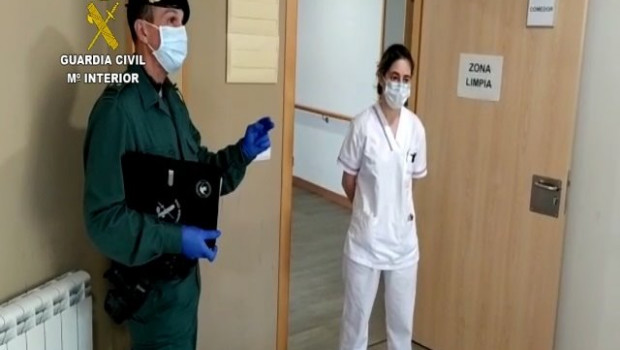 ep guardia civil forma a personal de centros de mayores y personas con discapacidad ante posibles