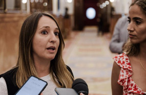 ep la diputada de erc etna estrems i y la diputada de sumar tesh sidi d atienden a los medios a su