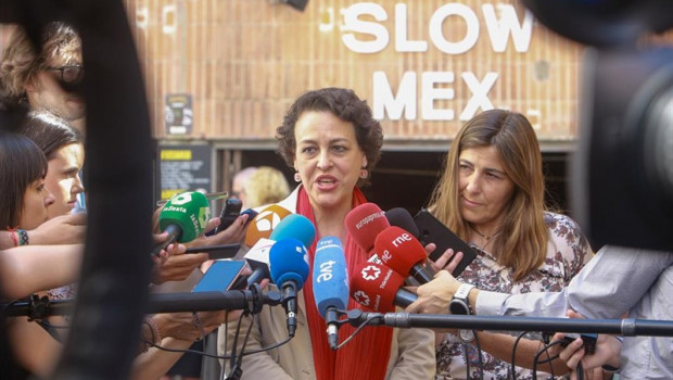 ep la ministratrabajo migracionesseguridad socialfunciones y secretariaseguridad socialpactotoledopsoe magdalena valerio ofrece declaracioneslos medioscomunicacionsu reunionlas organizacioneseconomia socia