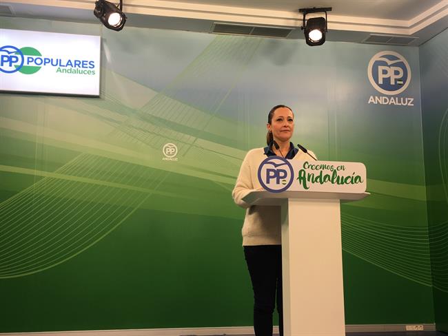 La vicesecretaria del PP-A, Maribel Lozano, en rueda de prensa | EUROPA PRESS ep la vicesecretariapp-a maribel lozano en ruedaprensa