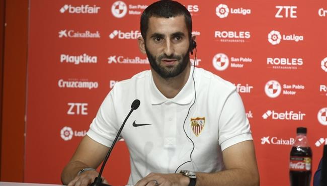 Maxime Gonalons, nuevo jugador del Sevilla | SEVILLA FC ep maxime gonalons nuevo jugadorsevilla