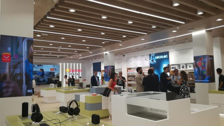 EUROPA PRESS ep nueva tienda de aliexpress en el centro comercial intu xanadu de madrid