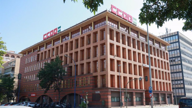 ep sede del sindicato comisiones obreras ccoo en la calle cardenal bueno monreal de sevilla