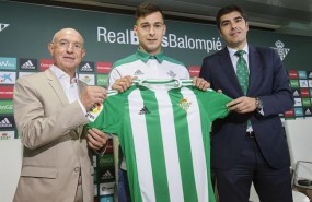 ep sergio leon presentadonuevo jugadorreal betis
