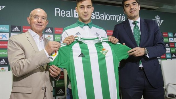 ep sergio leon presentadonuevo jugadorreal betis