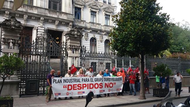 Trabajadores de Duro Felguera en una protesta en la Junta., | Europa Press - Archivo ep trabajadoresduro felguerauna protestala junta