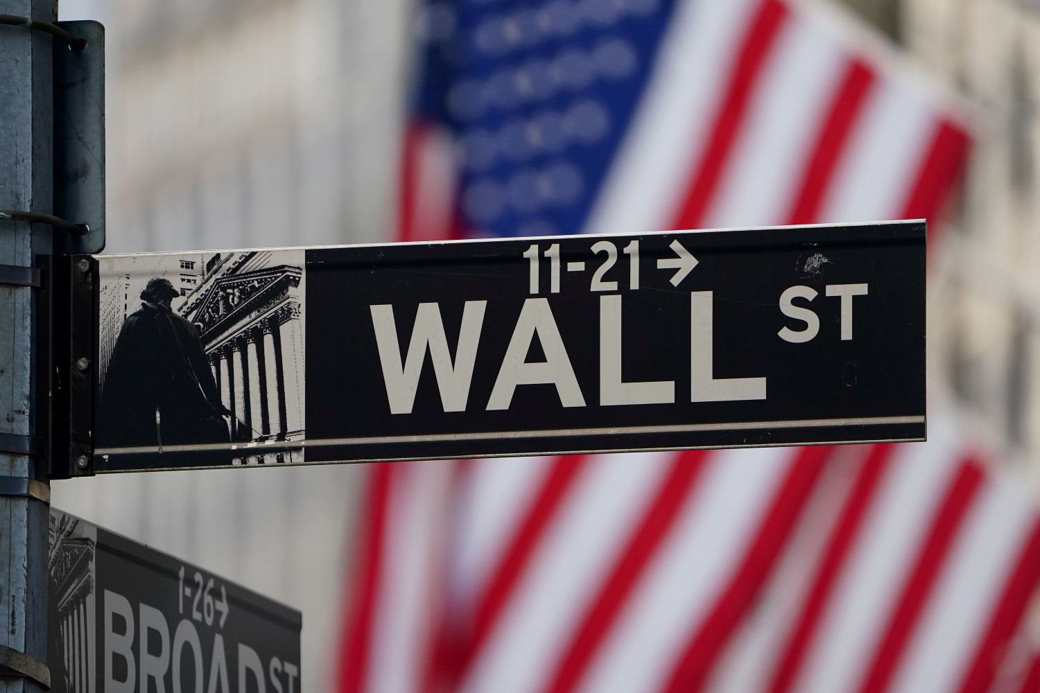 Wall Street cae y el Dow Jones rompe su racha de tres semanas de ganancias