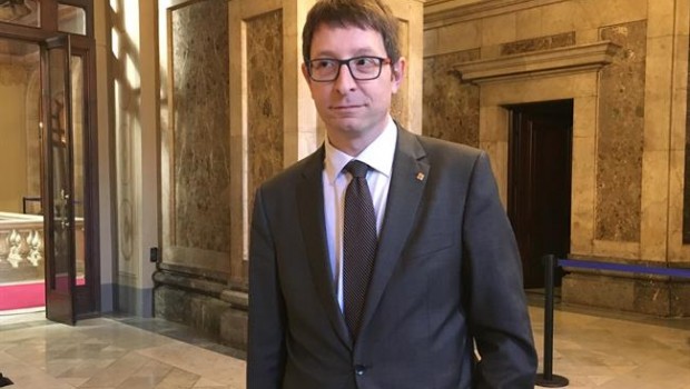 carles mundo conseller de justicia de la generalitat