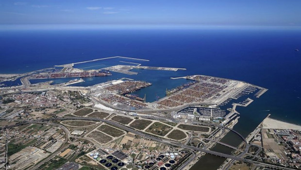 ep archivo   imagen del puerto de valencia