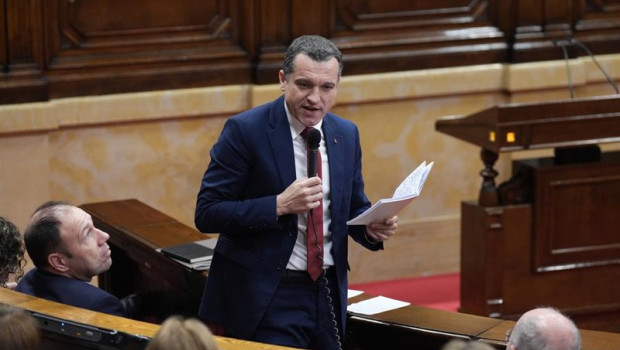 ep el conseller de agricultura de la generalitat scar ordeig interviene durante una sesion de