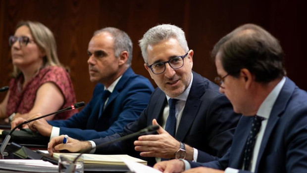 ep el ministro de hacienda arcadi espana 2d comparece ante la comision de hacienda a 30 de junio de