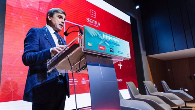 ep el presidente de segittur enrique martinez participa en una jornada de turismo de europa press en ep el presidente de segittur enrique martinez participa en una jornada de turismo de europa press en