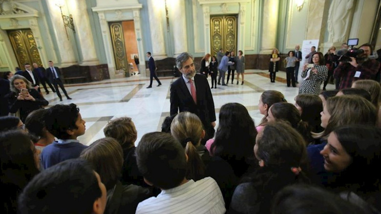 El presidente del Tribunal Supremo y del Consejo General del Poder Judicial (CGPJ), Carlos Lesmes durante la inauguración de las jornadas de puertas abiertas del Tribunal Supremo, en Madrid (España), a 17 de octubre de 2019. | Óscar Cañas - Europa Press ep el presidente del tribunal supremo y del consejo general del poder judicial cgpj carlos lesmes 20191025112404