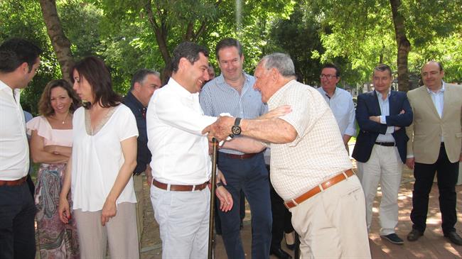 Juanma Moreno con Adolfo Molina | Archivo ep juanma morenoadolfo molina
