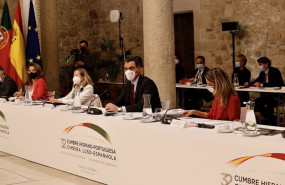 ep la vicepresidenta primera y ministra de asuntos economicos nadia calvino el presidente del