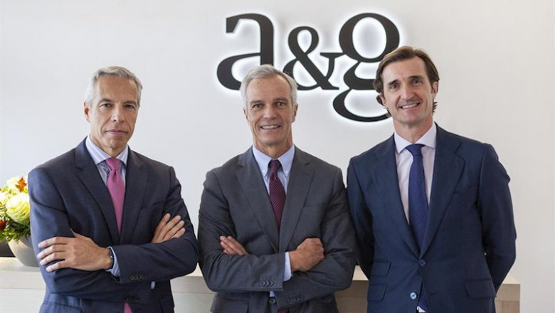 Los banqueros de AyG Banca Privada, Diego García, Juan Fontán y Jorge Rodríguez (de izquierda a derecha). | AYG BANCA PRIVADA ep los banqueros de ayg banca privada diego garcia juan fontan y jorge rodriguez de izquierda a