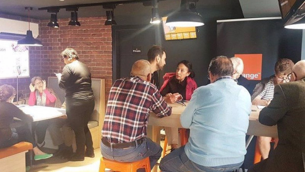 ep taller de formacion digital para personas mayores de orange
