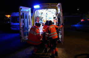 ep un herido es trasladado desde el polideportivo de adamuz tras el accidente de tren