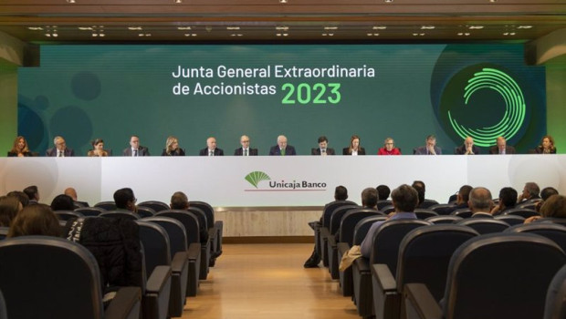 ep archivo   junta general extraordinaria de accionistas de unicaja