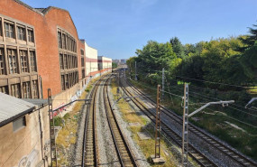 ep archivo   vias de tren a la entrada de santander