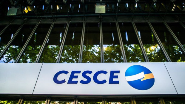 ep axesor rebaja la calificacion crediticia de cesce desde a a a- con tendencia estable