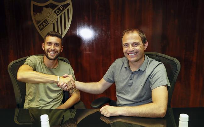 ep borja baston nuevo jugadormalaga