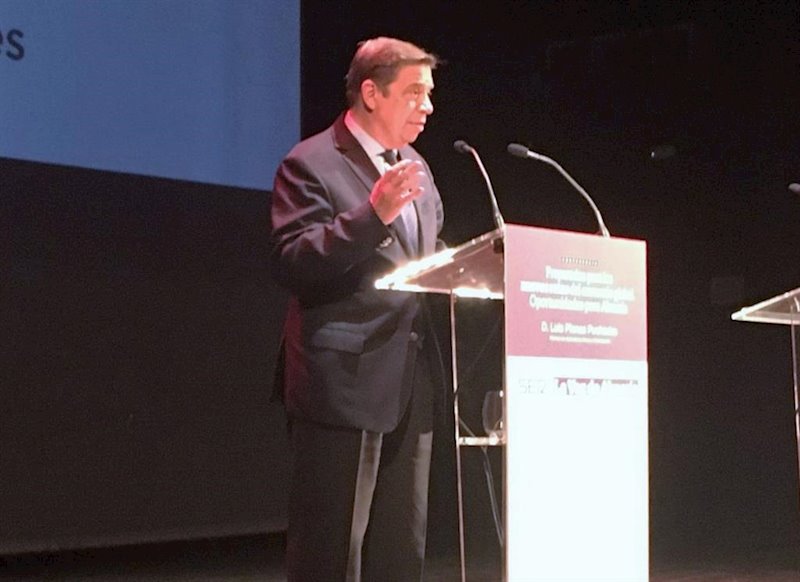 ep el ministro de agricultura en funciones luis planas
