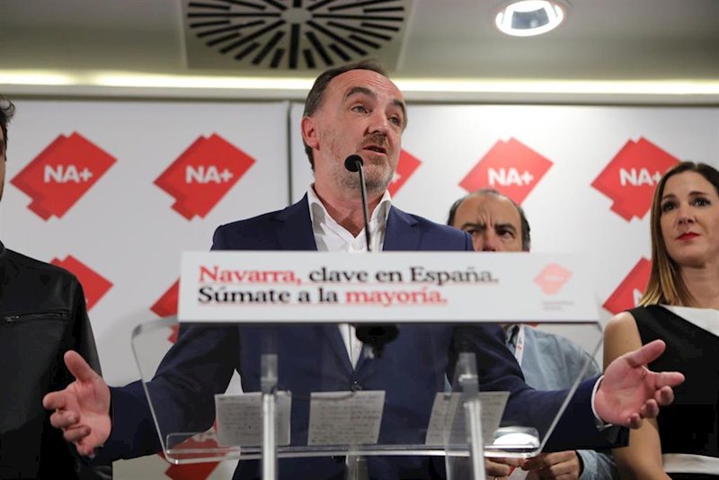 ep el presidente de upn y portavoz parlamentario de navarra suma javier esparza en el atril