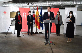 ep el presidente del gobierno pedro sanchez en la futura sede del instituto cervantes en seul