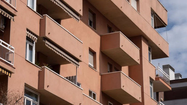 ep fachada de un edificio en barcelona espana