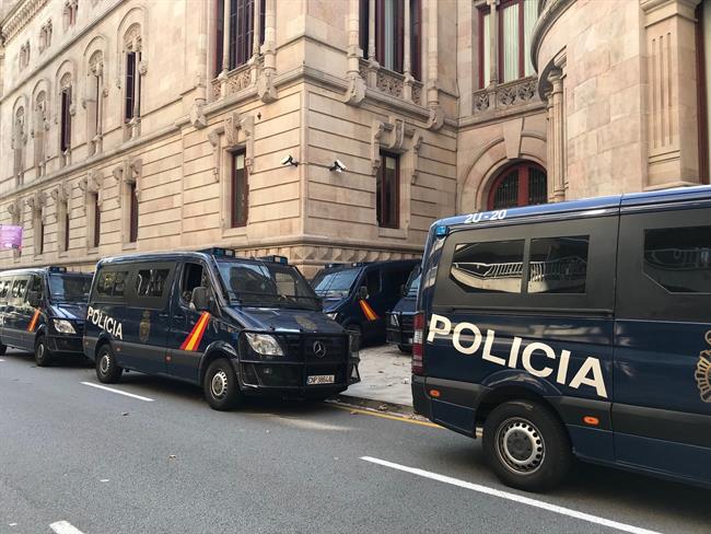 ep furgonetasla policia nacionalpalaujusticiabarcelona