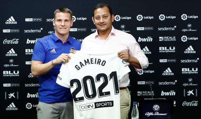 ep gameiro enpresentacionjugadorvalencia cf
