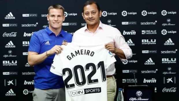 ep gameiro enpresentacionjugadorvalencia cf