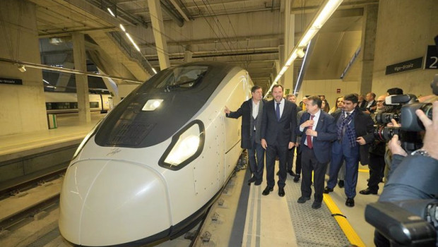 ep i d el candidato del psdeg a la xunta xose ramon gomez besteiro el ministro de transportes y
